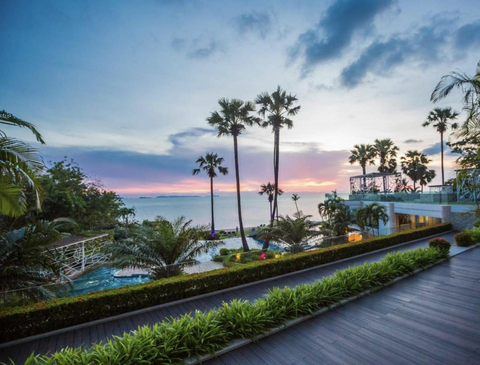 The Palm Wongamat - 2br Luxury Beachfront - Ocean View * Pattaya